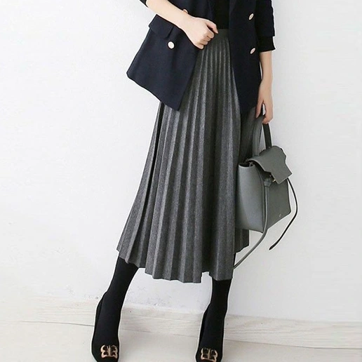 「ギャザー」Aライン 無地 ぴったりしたサイズ感 定番 スカート