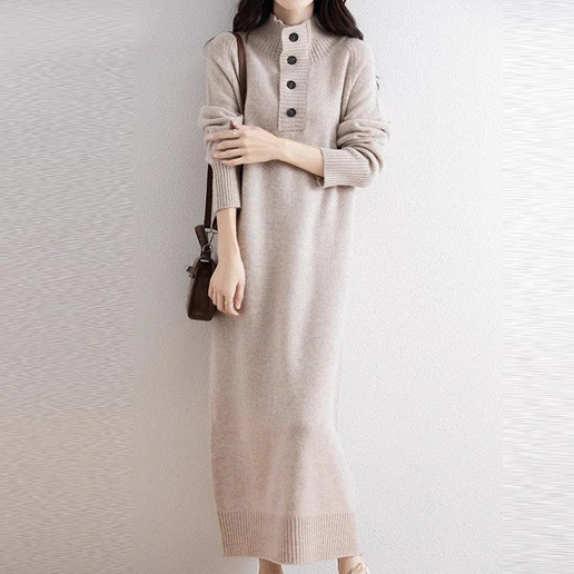 コーデの主役に！ スタンドネック 長袖 ストレート 無地 ボタン フェミニン ワンピース