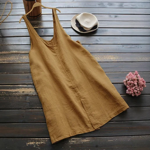 ストレート きれいめ系 ハイウエスト 着痩せ効果 森ガール ナチュラル コーディネート自在 シンプル 大きめのサイズ感 キャミワンピース