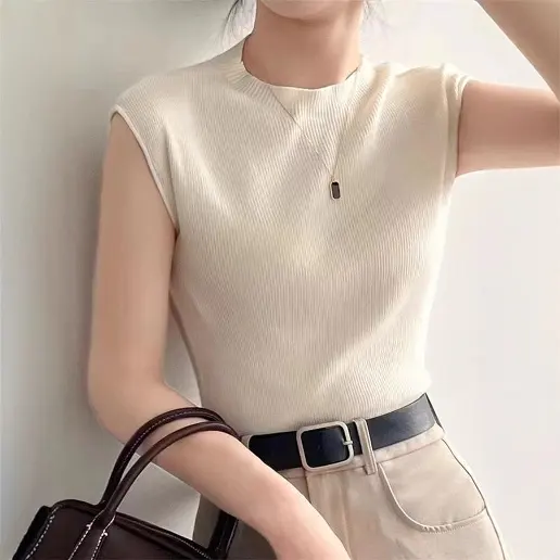今季大注目 ノースリーブ ラウンドネック 柔軟加工 週末 無地 フェミニン タンクトップ
