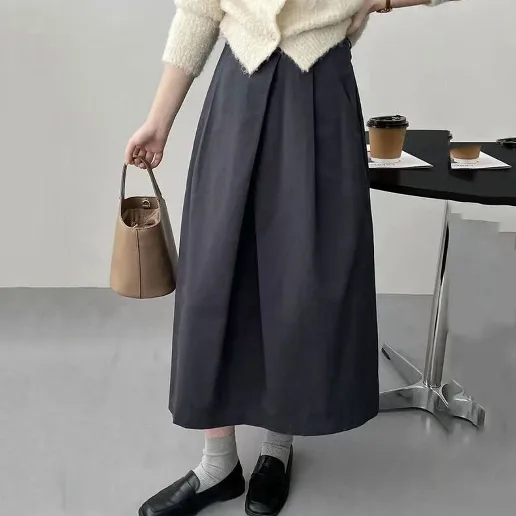 新作入荷 着痩せ効果 ランダムティアード Aライン 無地 ビックシルエット シンプル スカート