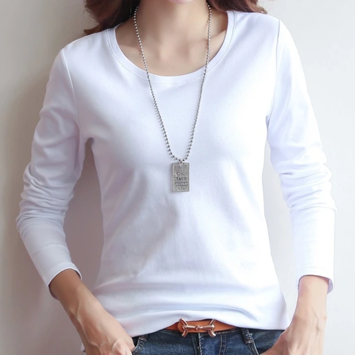 「着痩せ効果」 シンプル 長袖 細身シルエット 柔軟加工 無地 スタイルアップ 骨格ナチュラル Tシャツ